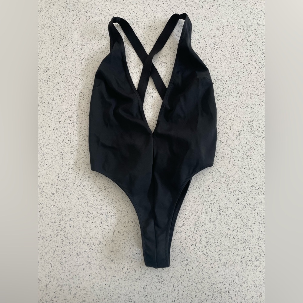 BNWT Kendall & Kylie Elegant Black Swimwear